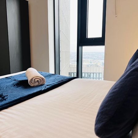 Premium Deals L Last-Minute Stay L 4 Min Walk To Birmingham Central Library L 18Th Floor 2 Bed 2 Bath City Centre Penthouse With Gym & Netflix By Jvt Short Lets Dış mekan fotoğraf